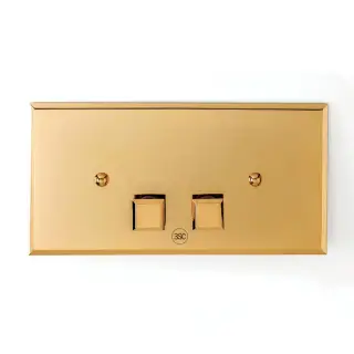 3SC SQUARE pLAQUE Клавиша смыва для бачков Geberit UP320/720, 33x2,5xh17, материал: латунь, цвет: золото 24к.
