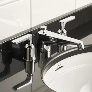 Смеситель для раковины, на 3 отв., с донным клапаном, цвет: хром