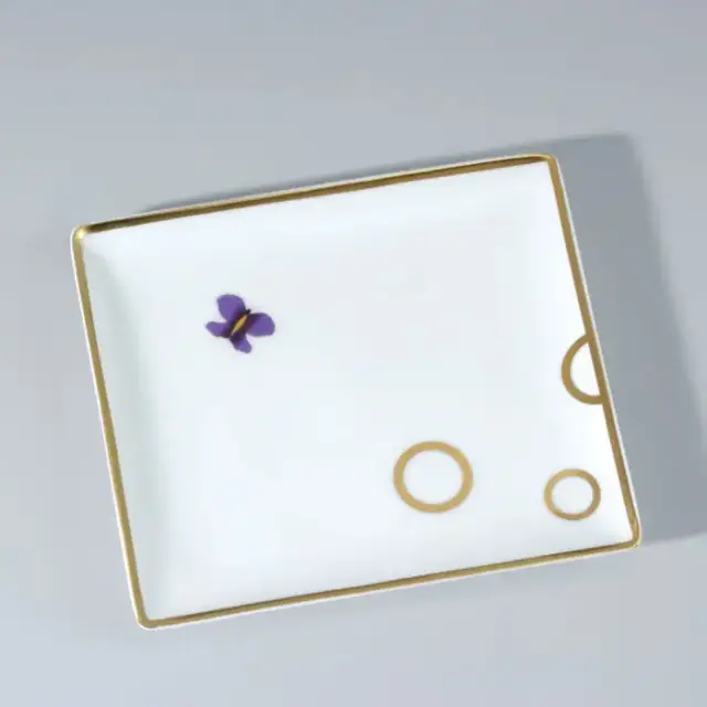 THG CAPUCINE MAUVE DECOR OR Поднос керамический 122х110 мм., настольный, small size, декор золото/лиловый, цвет: белый