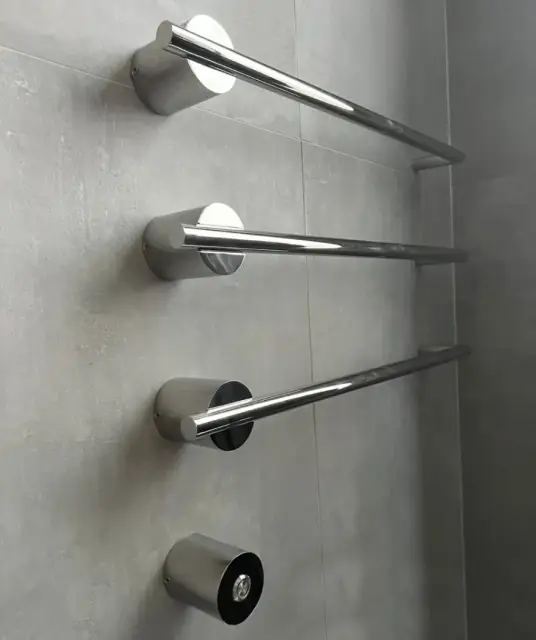 Полотенцесушитель электрический CEA EQUILIBRIO EQB13L = TRS01+SEL01(x3шт.)+BOT03 сталь полированная