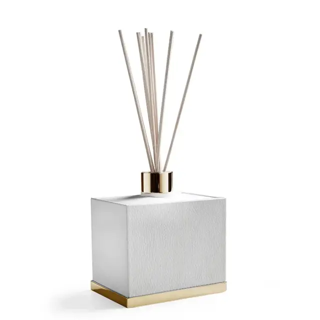 3SC Snowy Ароматический диффузор, настольный, цвет золото Lucido SN01PAGD