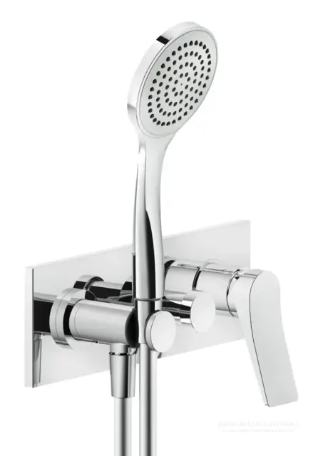 Смеситель для душа Gessi Rilievo, на 2 выхода с переключателем, подводом воды, держателем душевой лейки, лейкой и шлангом, цвет Chrome