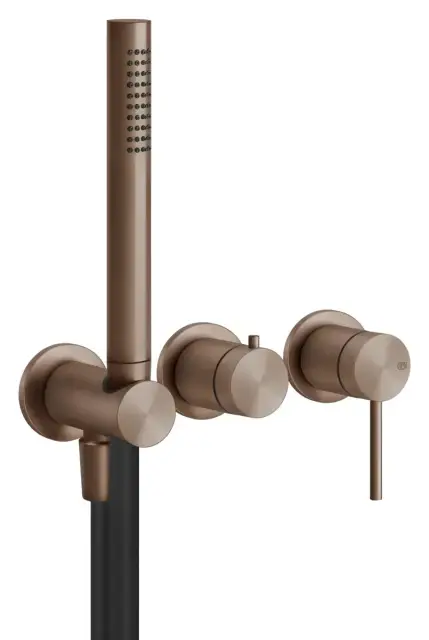 Cмеситель Gessi316, встраиваемый , с держателем душевой лейки, подводом воды, на 2 выхода с переключателем, внешние части, цвет Copper Brushed PVD