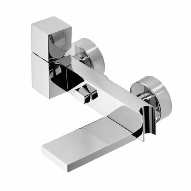Bossini Cube Смеситель наружный с девиатором, держатель для душевой лейки с гибким соединением 1/2”, цвет: хром